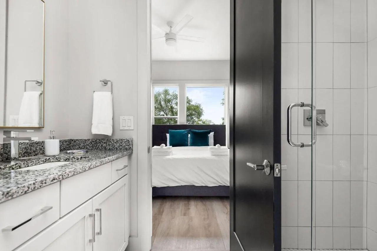 Harmony 18 Villa Nashville